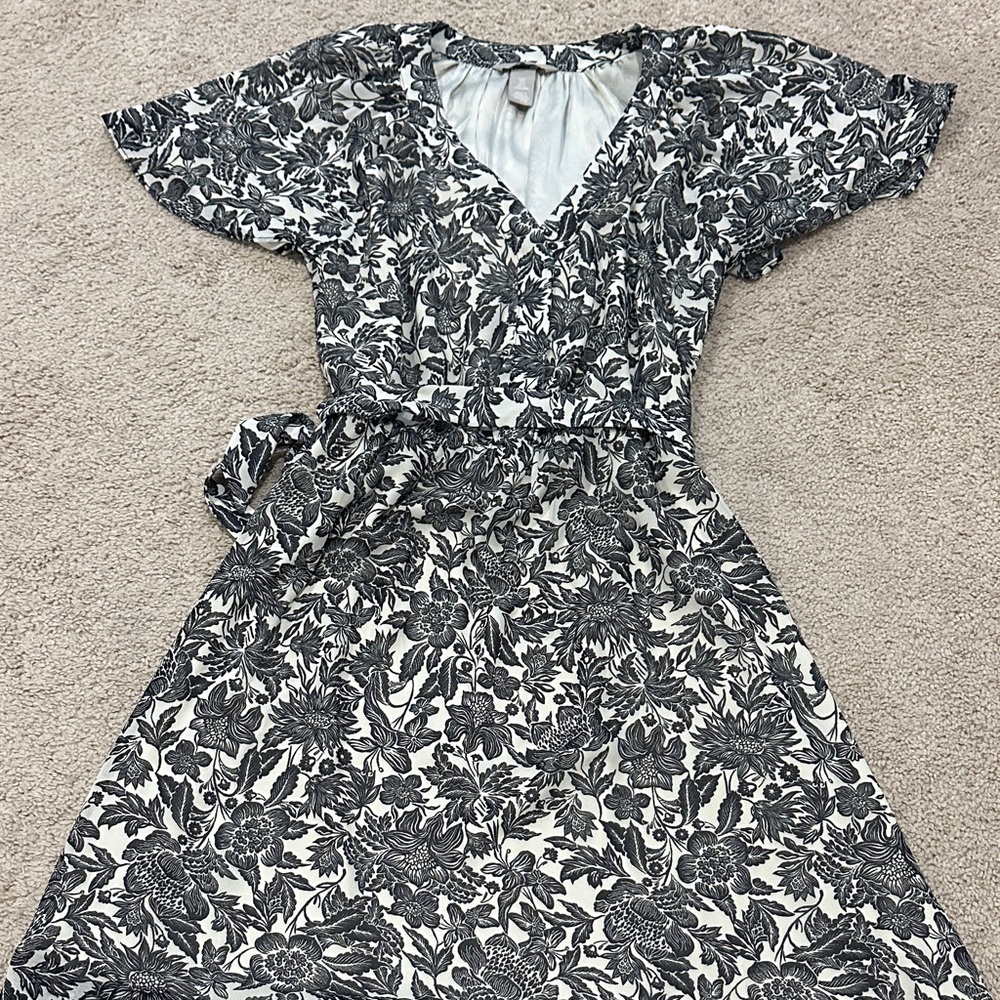 H&M Monochrome Floral Dress